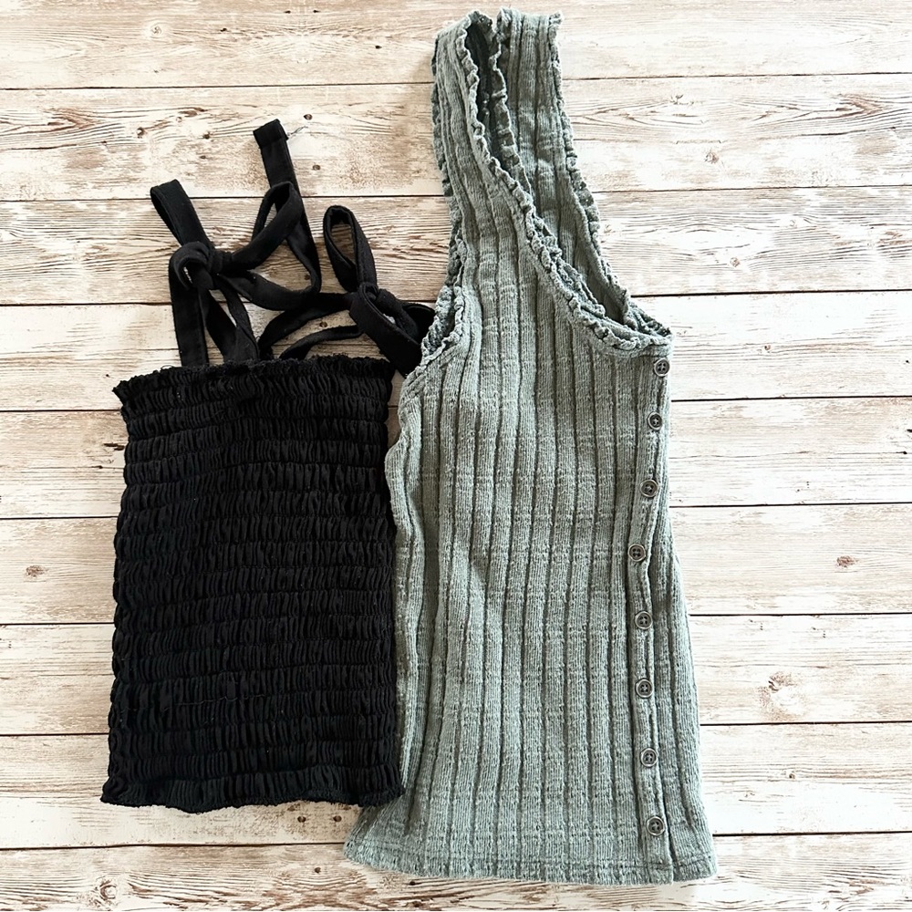 American Eagle Army Green Crop Tank Top & Black Halter Top Bundle Size S/L